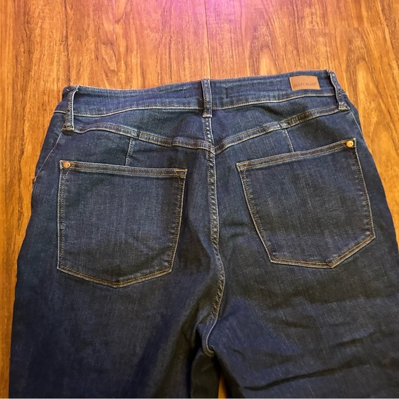 Classic Blue Women's Jeans Judy Blue Straight Leg 16w 16 - Picture 8 of 9